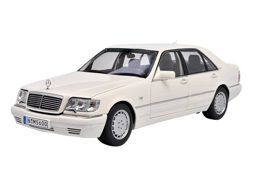 Модель коллекционная PAUDI Mercedes W140 s-class S600 1994-98 white / мерседес С600 белый
Модель коллекционная PAUDI Mercedes W140 s-class S600 1994-98 white / мерседес С600 белый