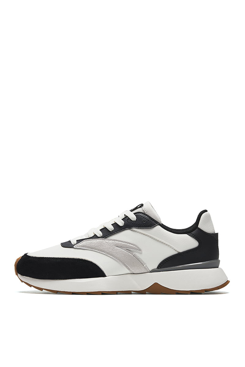 Спортивные кроссовки мужские Anta Casual Shoes Heritage70 черные 6.5 US, Черный, Casual Shoes Heritage70
Спортивные кроссовки мужские Anta Casual Shoes Heritage70 черные 6.5 US, Черный, Casual Shoes Heritage70