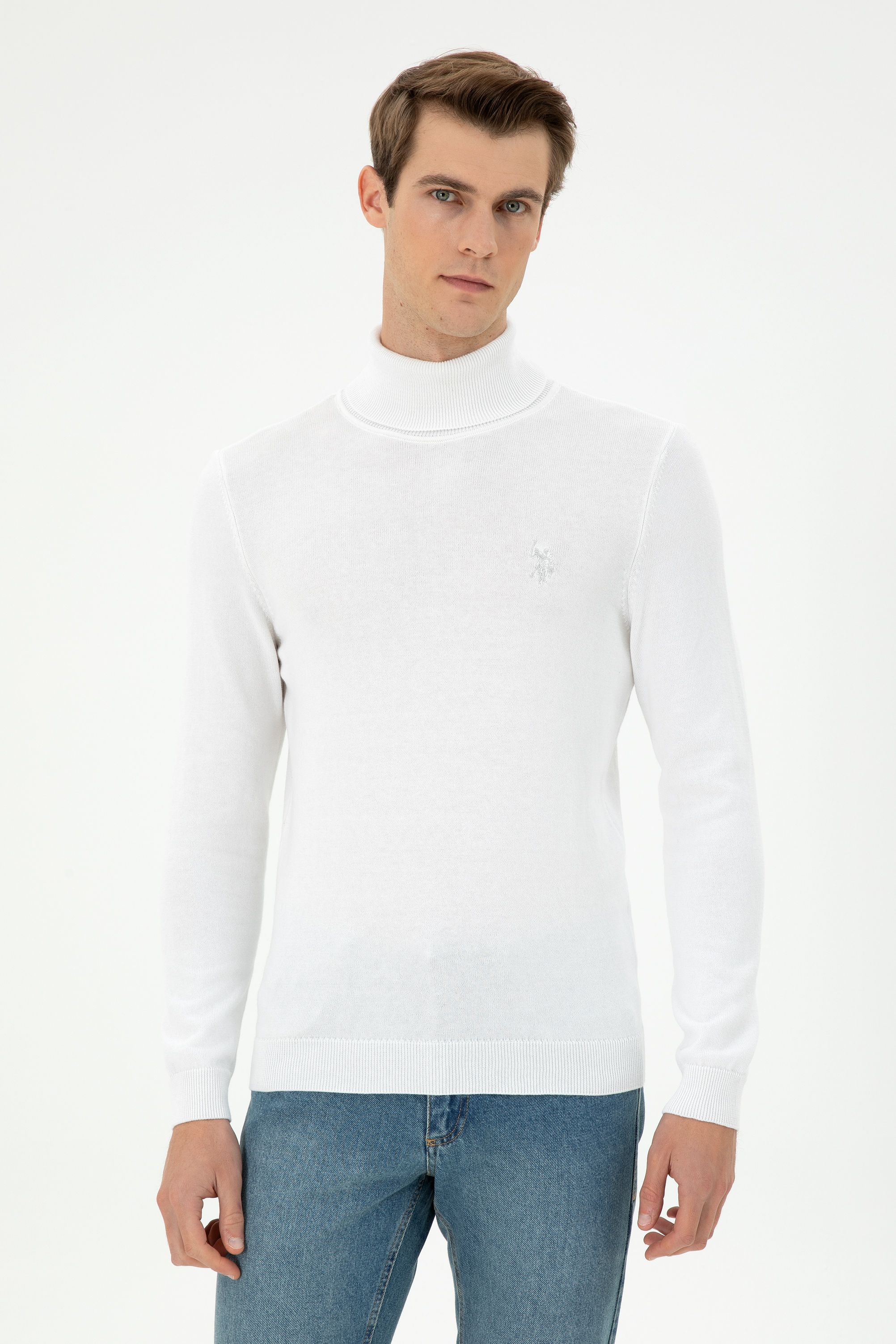 Водолазка мужская U.S. POLO Assn. G081SZ0TK0FORBES24K белая L, Белый, G081SZ0TK0FORBES24K
Водолазка мужская U.S. POLO Assn. G081SZ0TK0FORBES24K белая L, Белый, G081SZ0TK0FORBES24K