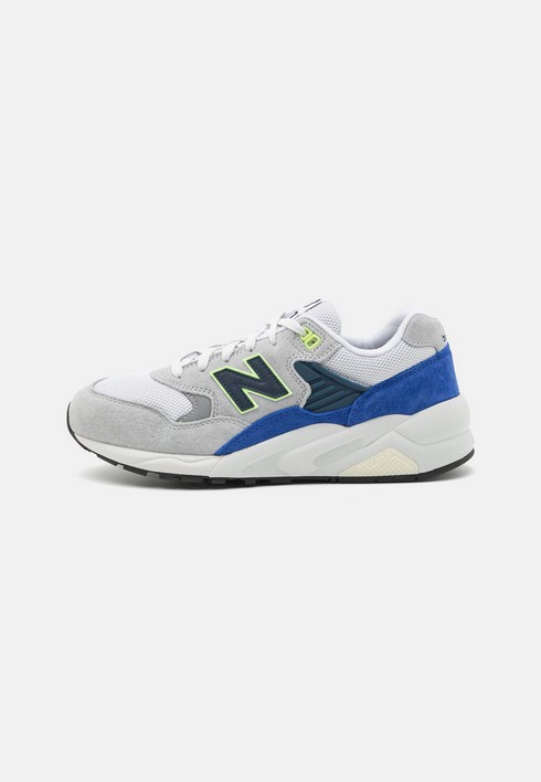 Кроссовки женские New Balance 580 Unisex серые 40 EU (доставка из-за рубежа), Серый, 580 Unisex
Кроссовки женские New Balance 580 Unisex серые 40 EU (доставка из-за рубежа), Серый, 580 Unisex