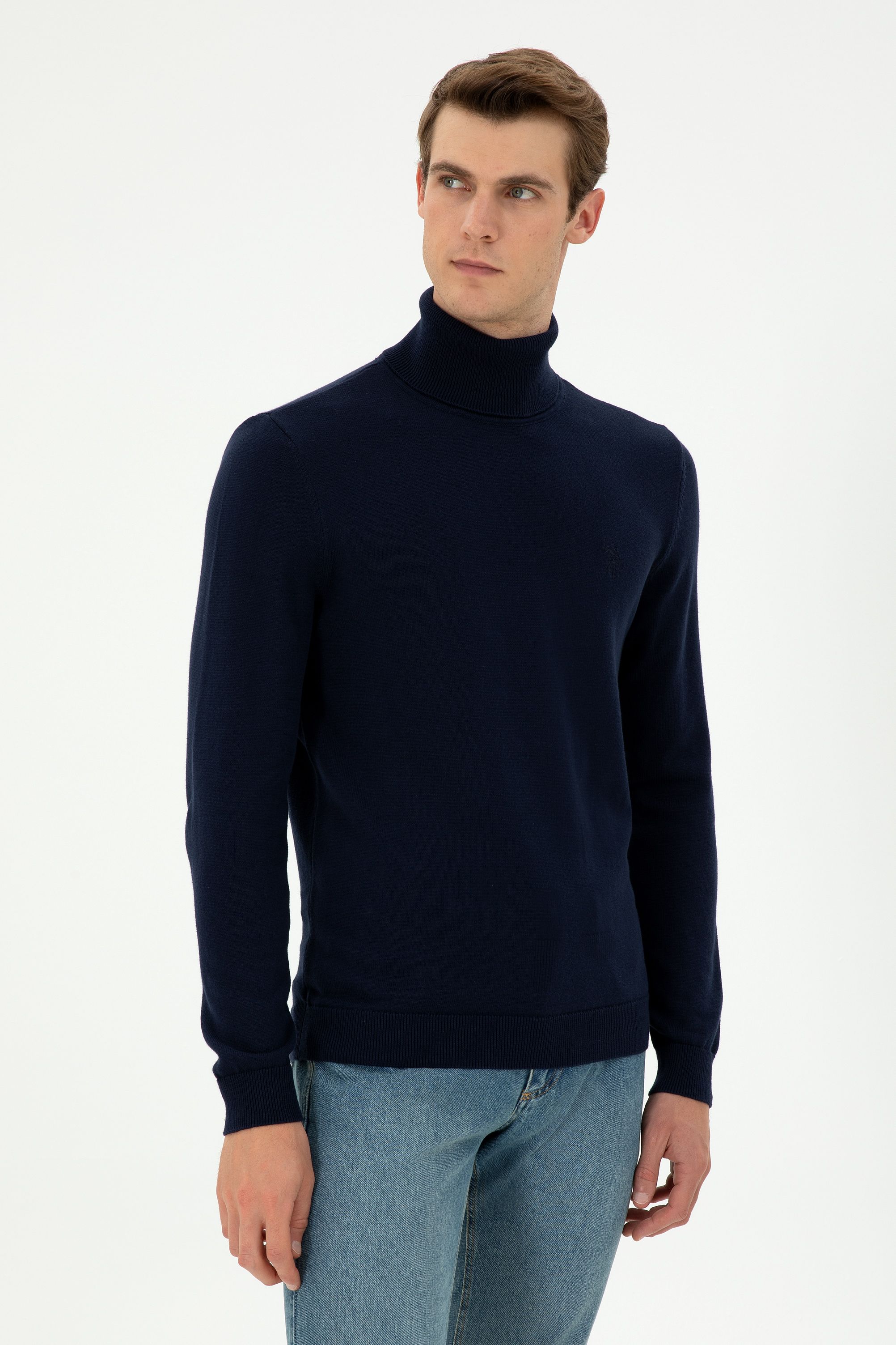 Водолазка мужская U.S. POLO Assn. G081SZ0TK0FORBES24K синяя 3XL, Синий, G081SZ0TK0FORBES24K
Водолазка мужская U.S. POLO Assn. G081SZ0TK0FORBES24K синяя 3XL, Синий, G081SZ0TK0FORBES24K
