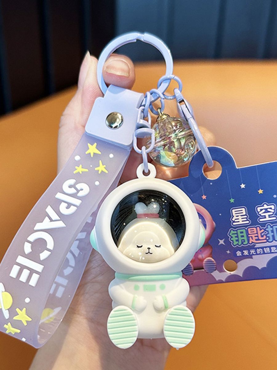Брелок женский STAREX Kawaii Space зайка в скафандре белый, Kawaii Space зайка в скафандре
Брелок женский STAREX Kawaii Space зайка в скафандре белый, Kawaii Space зайка в скафандре