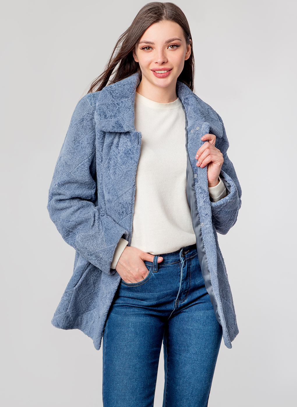 Полушубок женский Каляев 51567 синий 46, 51567
Полушубок женский Каляев 51567 синий 46, 51567