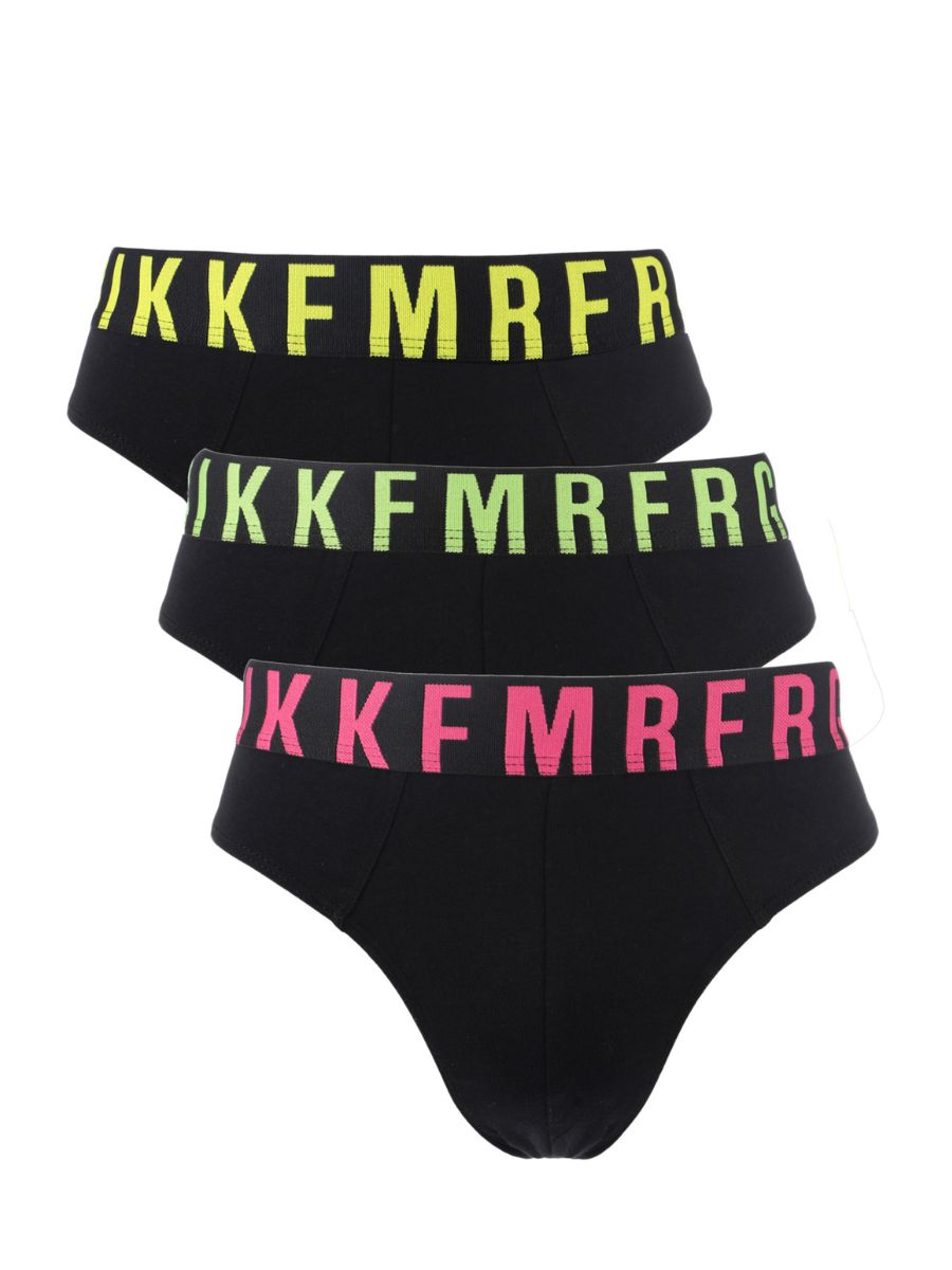 Комплект трусов мужских Bikkembergs BKK1USP16TR черных XXL, 3 шт., Черный, BKK1USP16TR
Комплект трусов мужских Bikkembergs BKK1USP16TR черных XXL, 3 шт., Черный, BKK1USP16TR