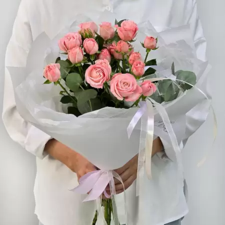 Букет цветов, Талисман Флора, Из 5 пионовидных кустовых роз, 25см x 45см, розовая, B2414
Букет цветов, Талисман Флора, Из 5 пионовидных кустовых роз, 25см x 45см, розовая, B2414