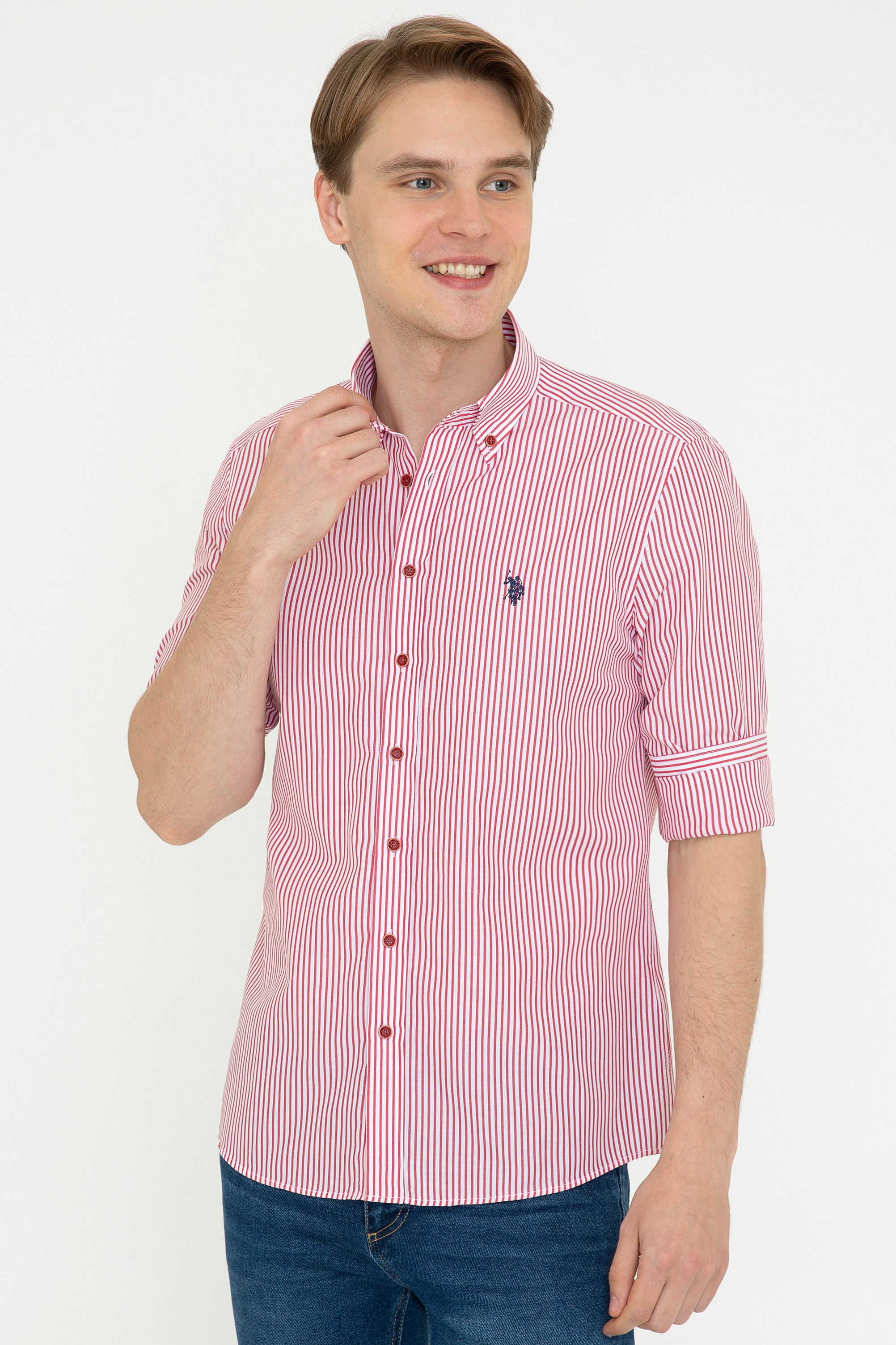 Рубашка мужская U.S. POLO Assn. G081SZ0040STRIPE021K-E красная M, G081SZ0040STRIPE021K-E
Рубашка мужская U.S. POLO Assn. G081SZ0040STRIPE021K-E красная M, G081SZ0040STRIPE021K-E