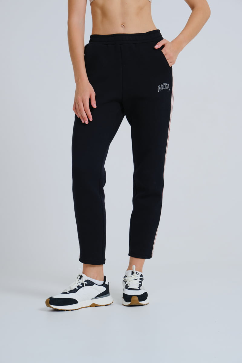 Спортивные брюки женские Anta 862338314 Vintage sports черные M, Черный, 862338314 Vintage sports
Спортивные брюки женские Anta 862338314 Vintage sports черные M, Черный, 862338314 Vintage sports
