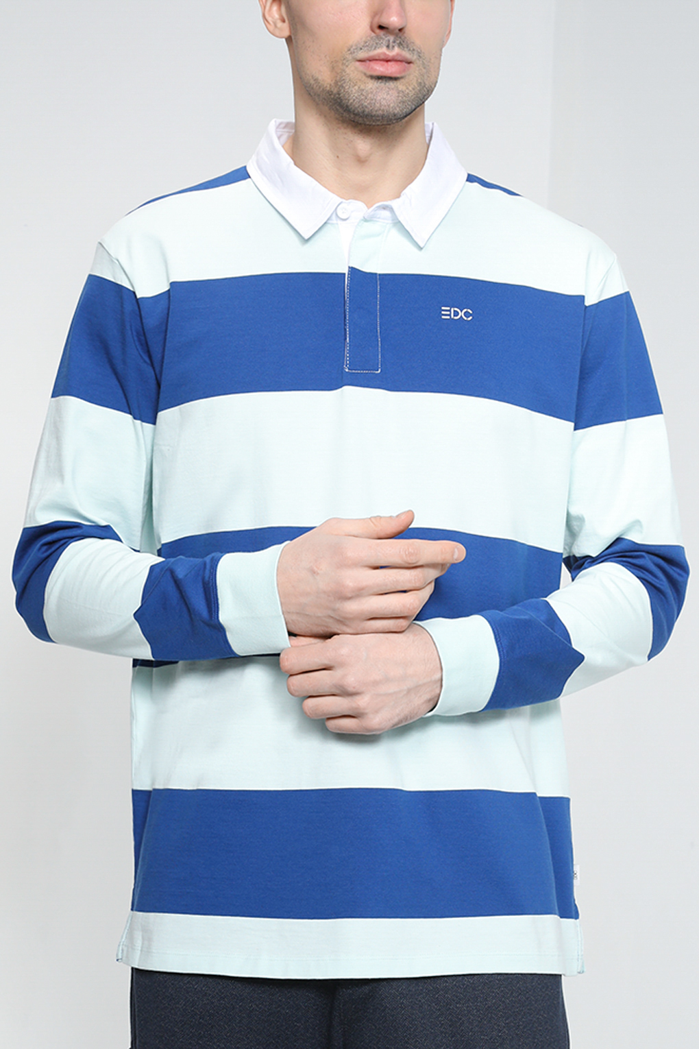 Лонгслив мужской Esprit Edc 032CC2K311 разноцветный M, 032CC2K311
Лонгслив мужской Esprit Edc 032CC2K311 разноцветный M, 032CC2K311