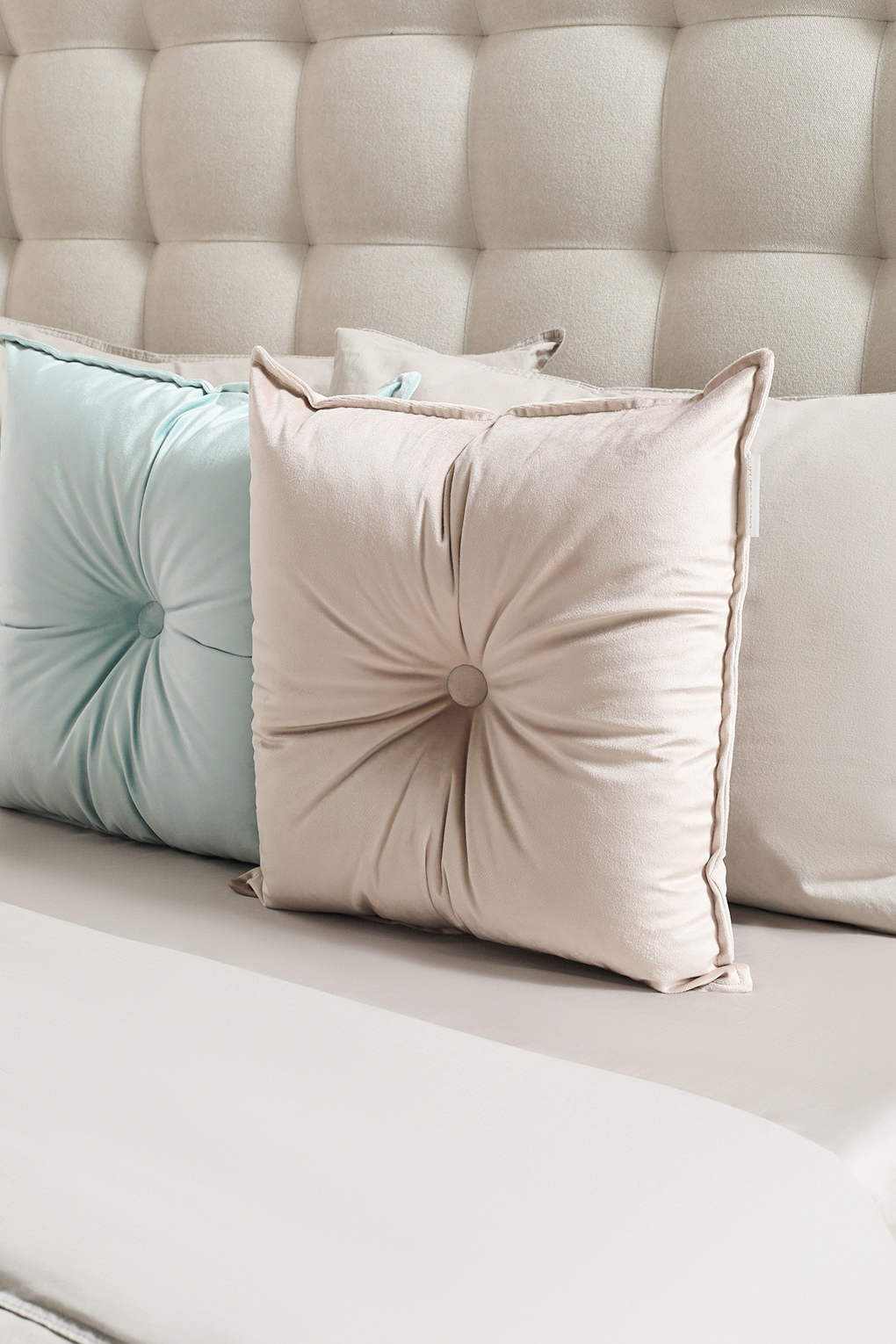 Подушка декоративная Sofi De MarkO светло-бежевый 45x45 Под-Вв-45х45св.беж
Подушка декоративная Sofi De MarkO светло-бежевый 45x45 Под-Вв-45х45св.беж