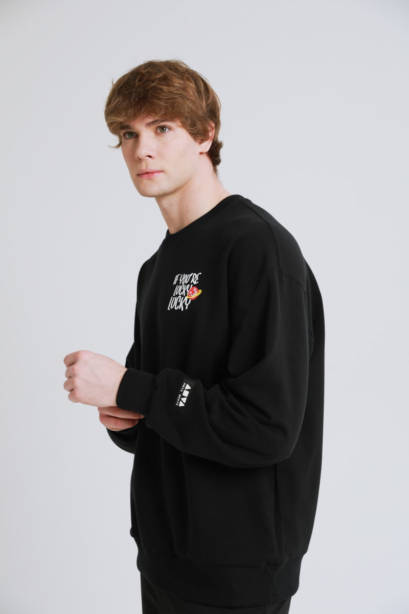 Свитшот мужской Anta Skate Culture SORONA WARM 872348701 черный 3XL, Skate Culture SORONA WARM 872348701
Свитшот мужской Anta Skate Culture SORONA WARM 872348701 черный 3XL, Skate Culture SORONA WARM 872348701