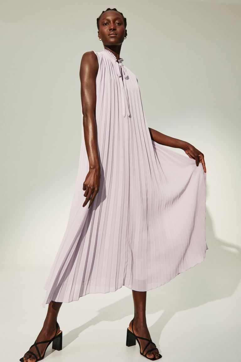 Платье женское H&M 1059778001 фиолетовое S (доставка из-за рубежа), Фиолетовый, 1059778001
Платье женское H&M 1059778001 фиолетовое S (доставка из-за рубежа), Фиолетовый, 1059778001
