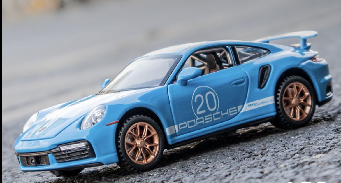 Машинка металлическая Элемент Porsche 911 Turbo S 1:24, Синий, Porsche 911 Turbo S blue
Машинка металлическая Элемент Porsche 911 Turbo S 1:24, Синий, Porsche 911 Turbo S blue