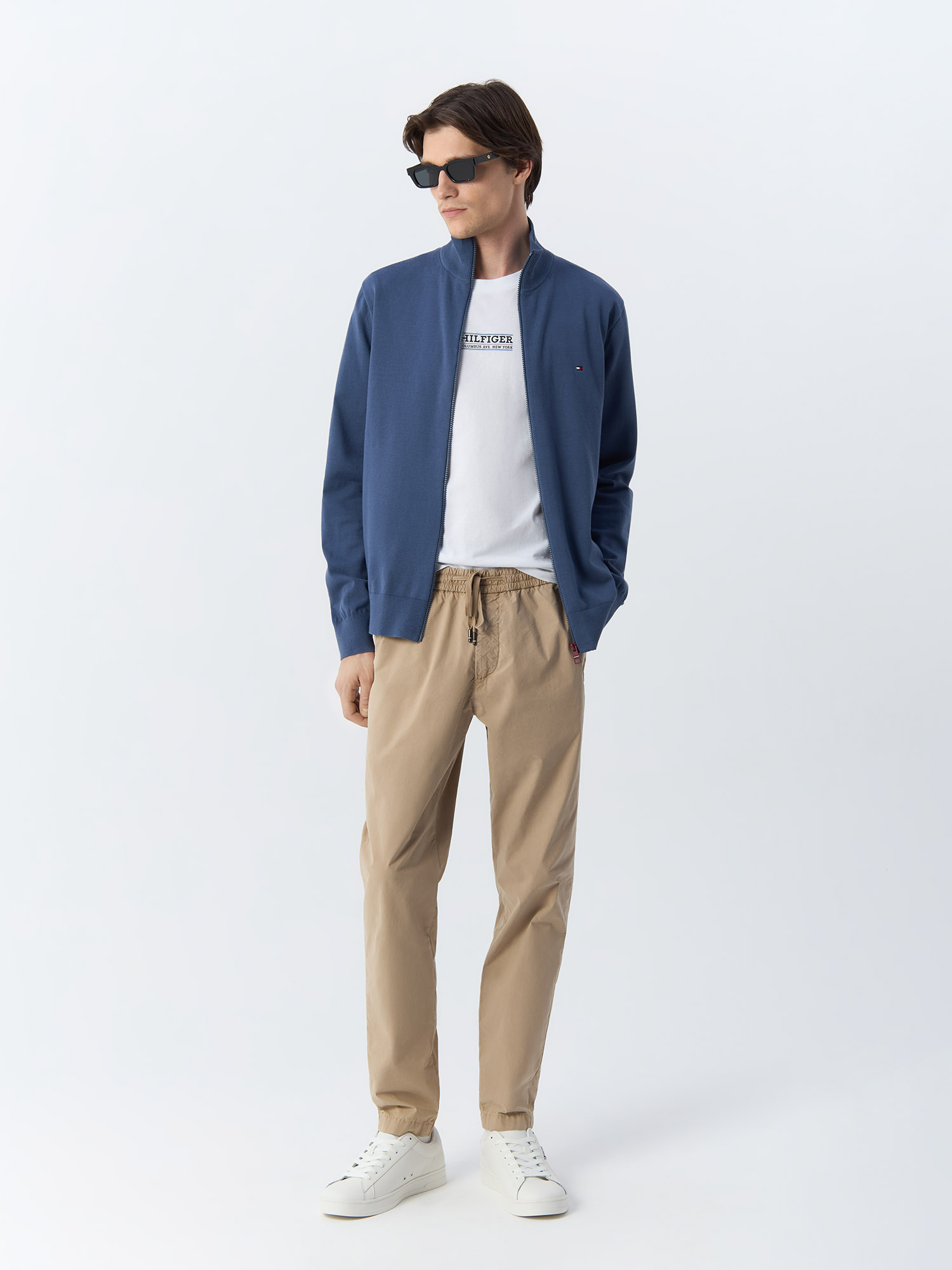 Брюки мужские Tommy Hilfiger MW0MW34493AEG бежевые 38/34, Бежевый, MW0MW34493AEG
Брюки мужские Tommy Hilfiger MW0MW34493AEG бежевые 38/34, Бежевый, MW0MW34493AEG