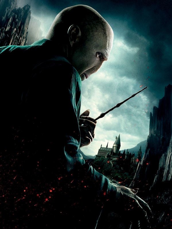 Постер к фильму "Гарри Поттер и Дары Смерти: Часть I" (Harry Potter and the Deathly Hallow
Постер к фильму "Гарри Поттер и Дары Смерти: Часть I" (Harry Potter and the Deathly Hallow