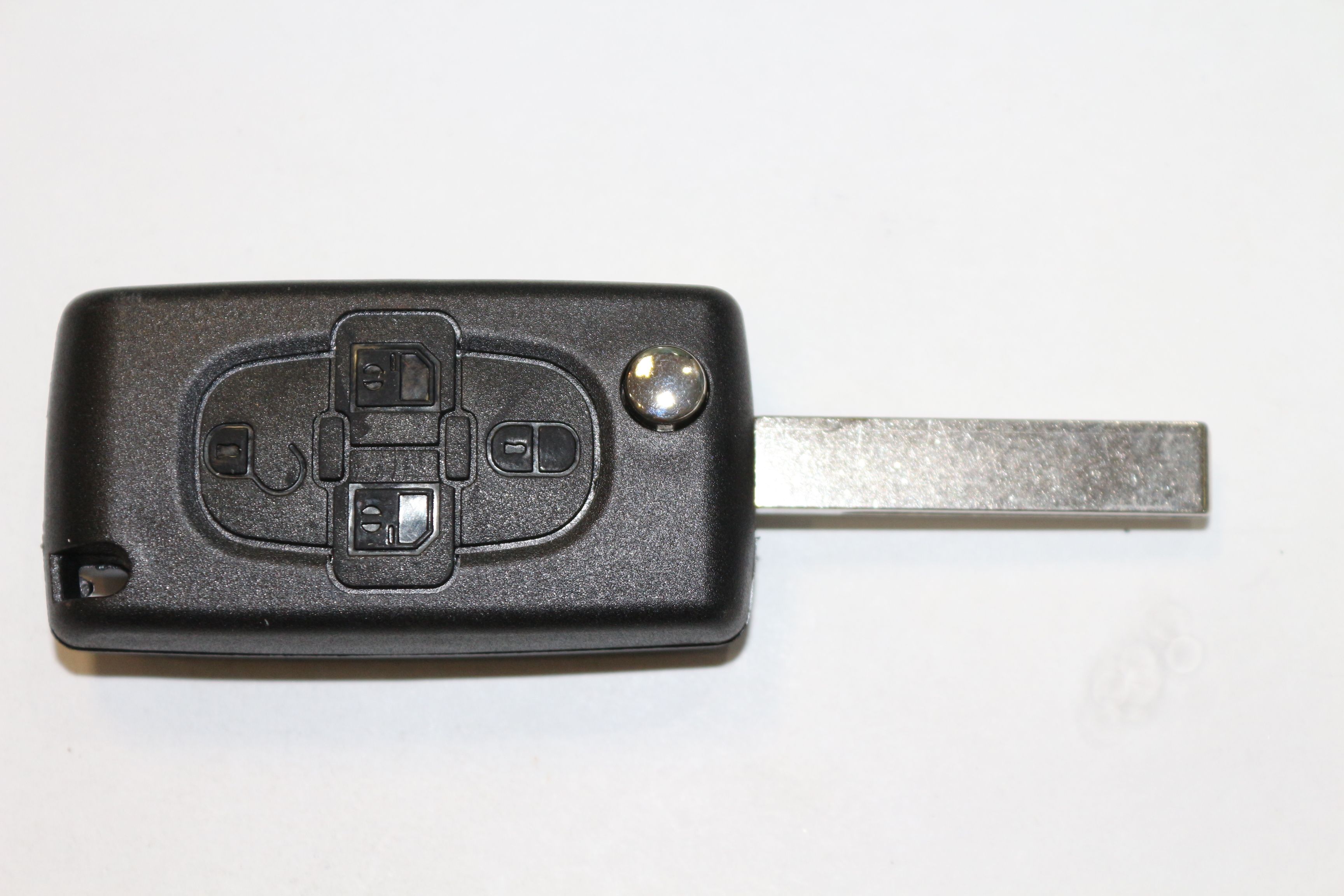 Ключ зажигания Autokey, заготовка для Peugeot, дист. в сборе (4 кнопки, Б/БАТ, CE0523), Для разных моделей автомобилей Peugeot
Ключ зажигания Autokey, заготовка для Peugeot, дист. в сборе (4 кнопки, Б/БАТ, CE0523), Для разных моделей автомобилей Peugeot