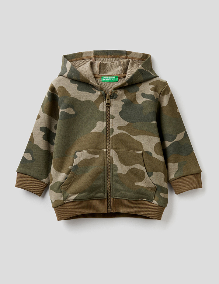 Толстовка для мальчиков Benetton цв. зеленый р.74, 21A_33AMC5988 
Толстовка для мальчиков Benetton цв. зеленый р.74, 21A_33AMC5988