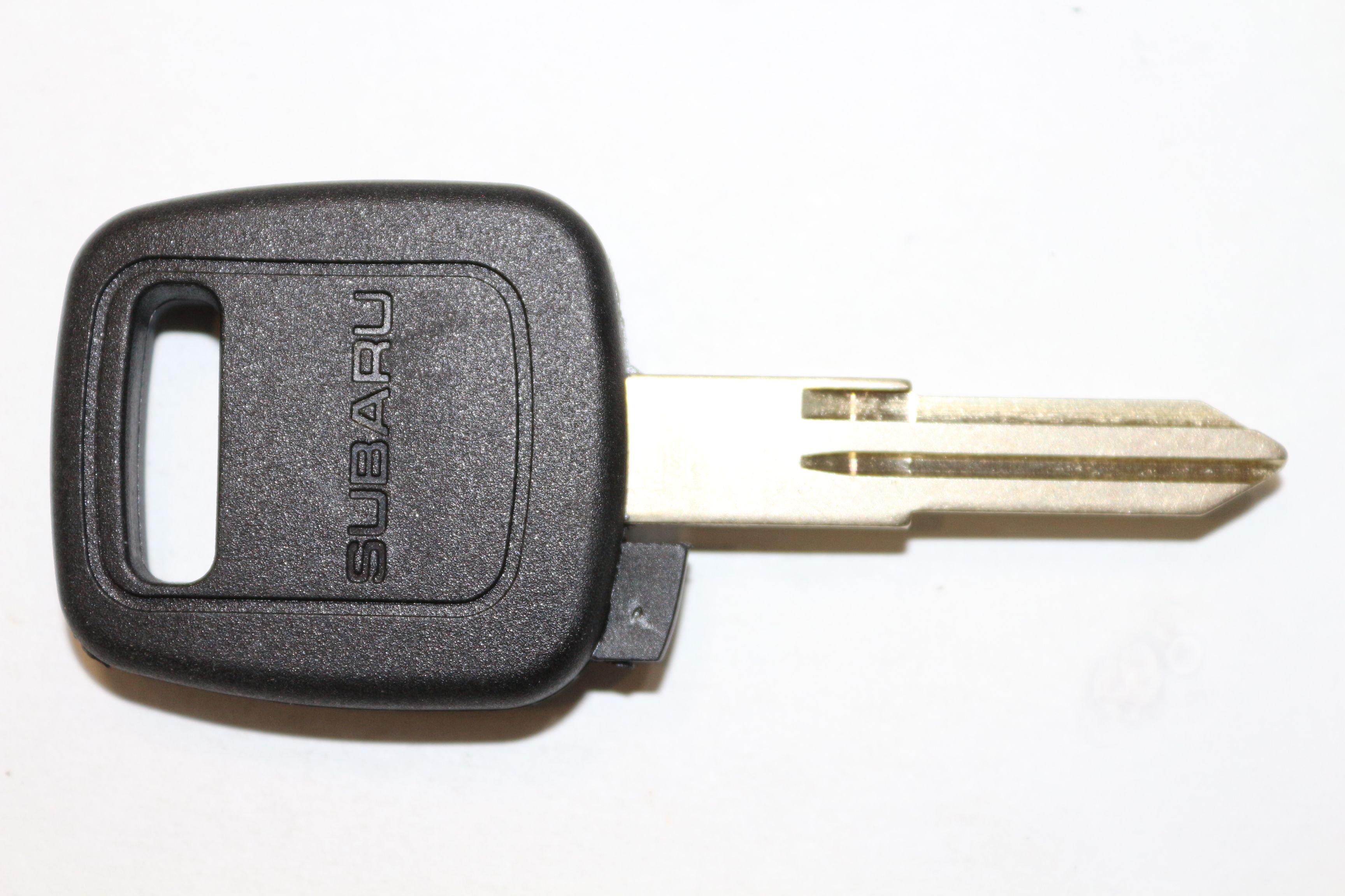 Ключ зажигания Autokey, заготовка для Subaru, с чипом (4D62), Для разных моделей автомобилей Subaru
Ключ зажигания Autokey, заготовка для Subaru, с чипом (4D62), Для разных моделей автомобилей Subaru