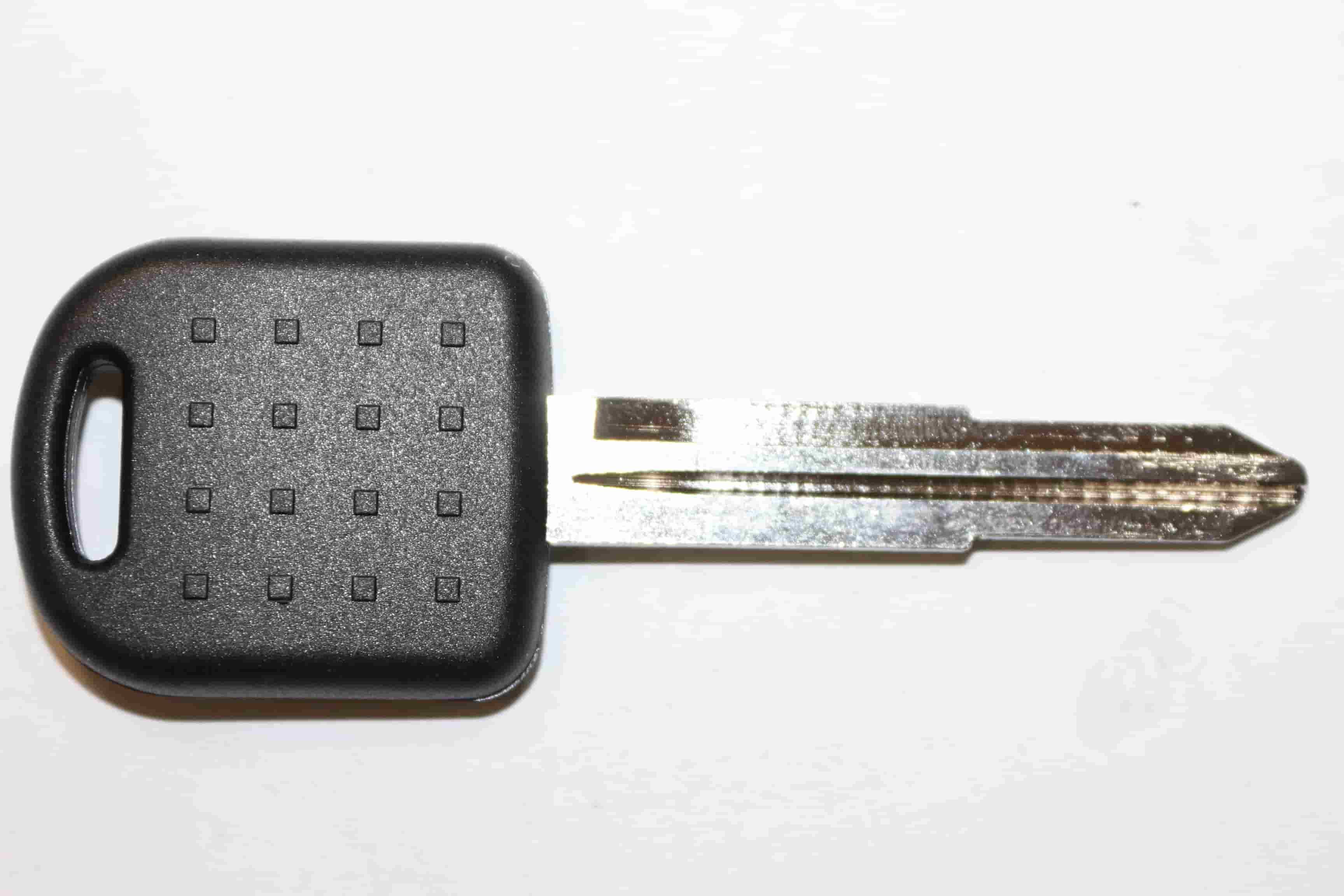 Ключ зажигания Autokey, заготовка для Suzuki, с чипом (4D65, левое лезвие), Для разных моделей автомобилей Suzuki
Ключ зажигания Autokey, заготовка для Suzuki, с чипом (4D65, левое лезвие), Для разных моделей автомобилей Suzuki