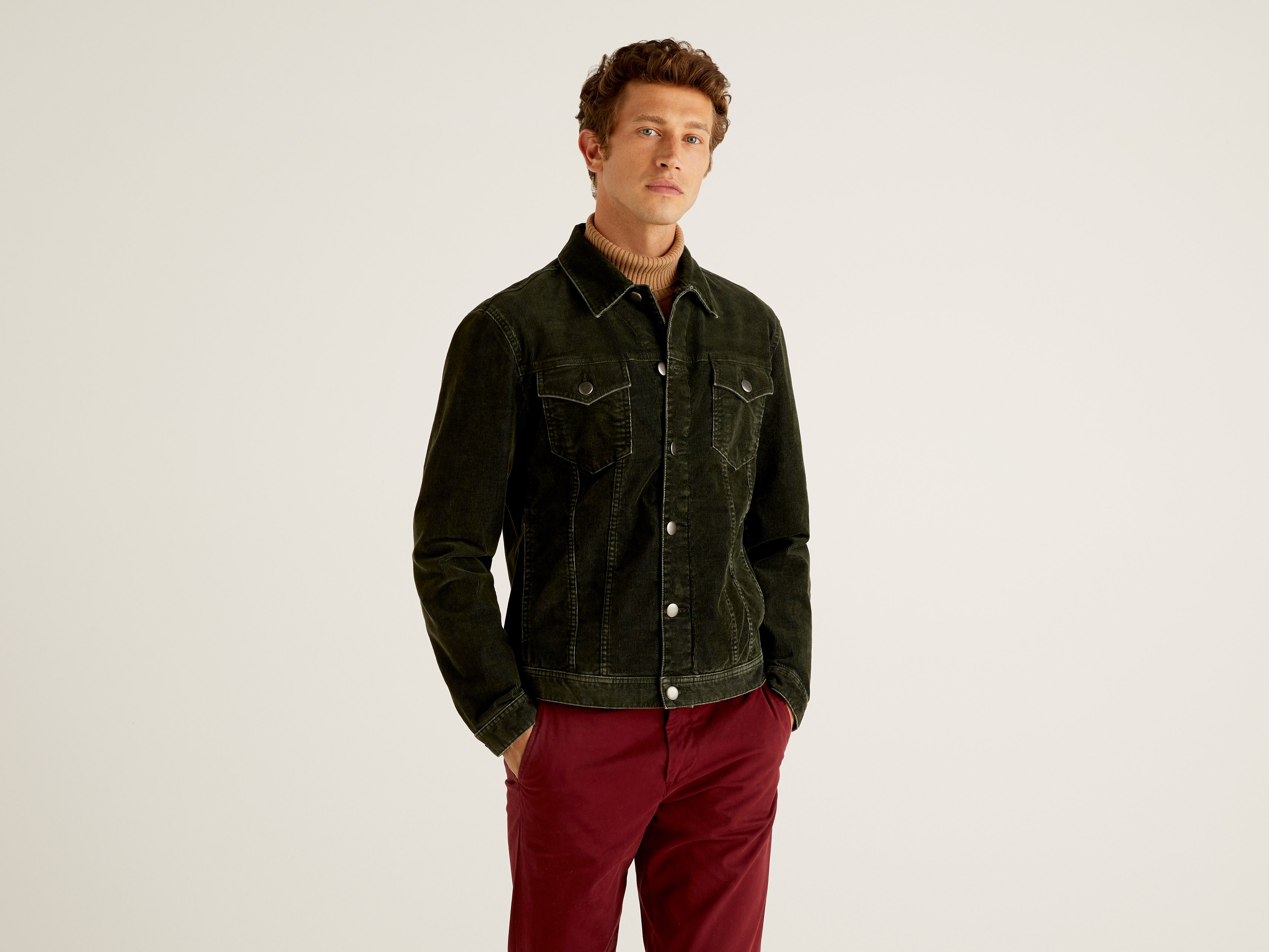 Джинсовая куртка мужская United Colors of Benetton 21A_234R53GV8 зеленая XL, 21A_234R53GV8
Джинсовая куртка мужская United Colors of Benetton 21A_234R53GV8 зеленая XL, 21A_234R53GV8