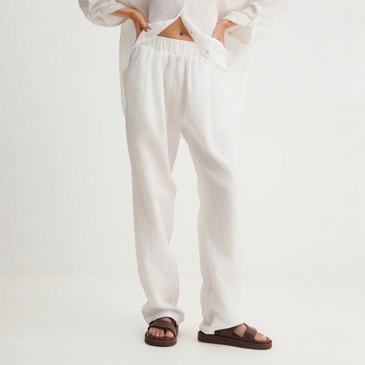 Брюки женские Maison David BLN925-1 белые XS, Белый, BLN925-1 
Брюки женские Maison David BLN925-1 белые XS, Белый, BLN925-1