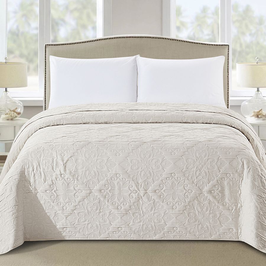 Покрывало на кровать Cleo Home Collection евро однотонное 200х220 жаккард, Caroline Collection
Покрывало на кровать Cleo Home Collection евро однотонное 200х220 жаккард, Caroline Collection