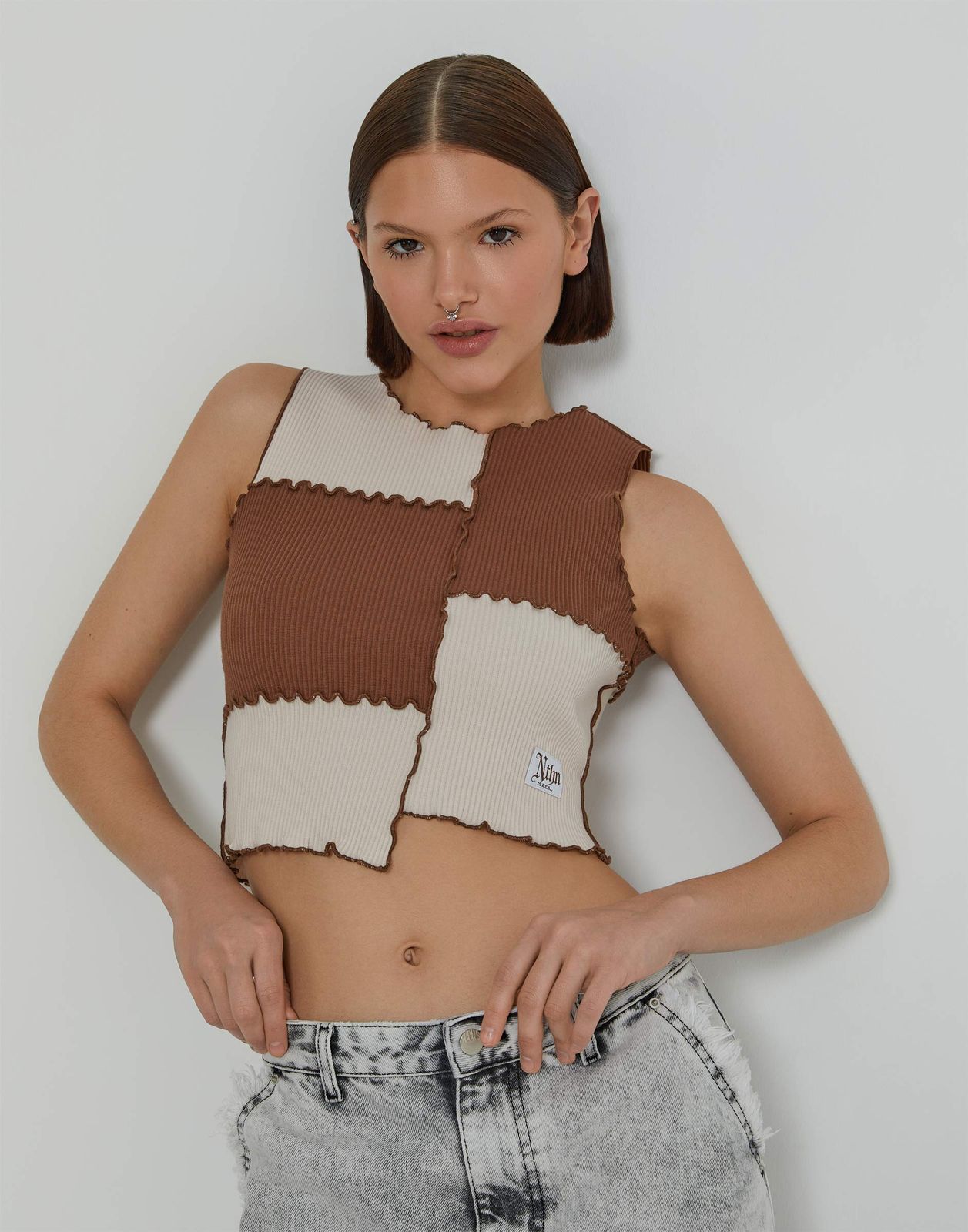 Кроп-топ для девочки Gloria Jeans GTN003975 коричневый/разноцветный 12-14л/164, GTN003975
Кроп-топ для девочки Gloria Jeans GTN003975 коричневый/разноцветный 12-14л/164, GTN003975