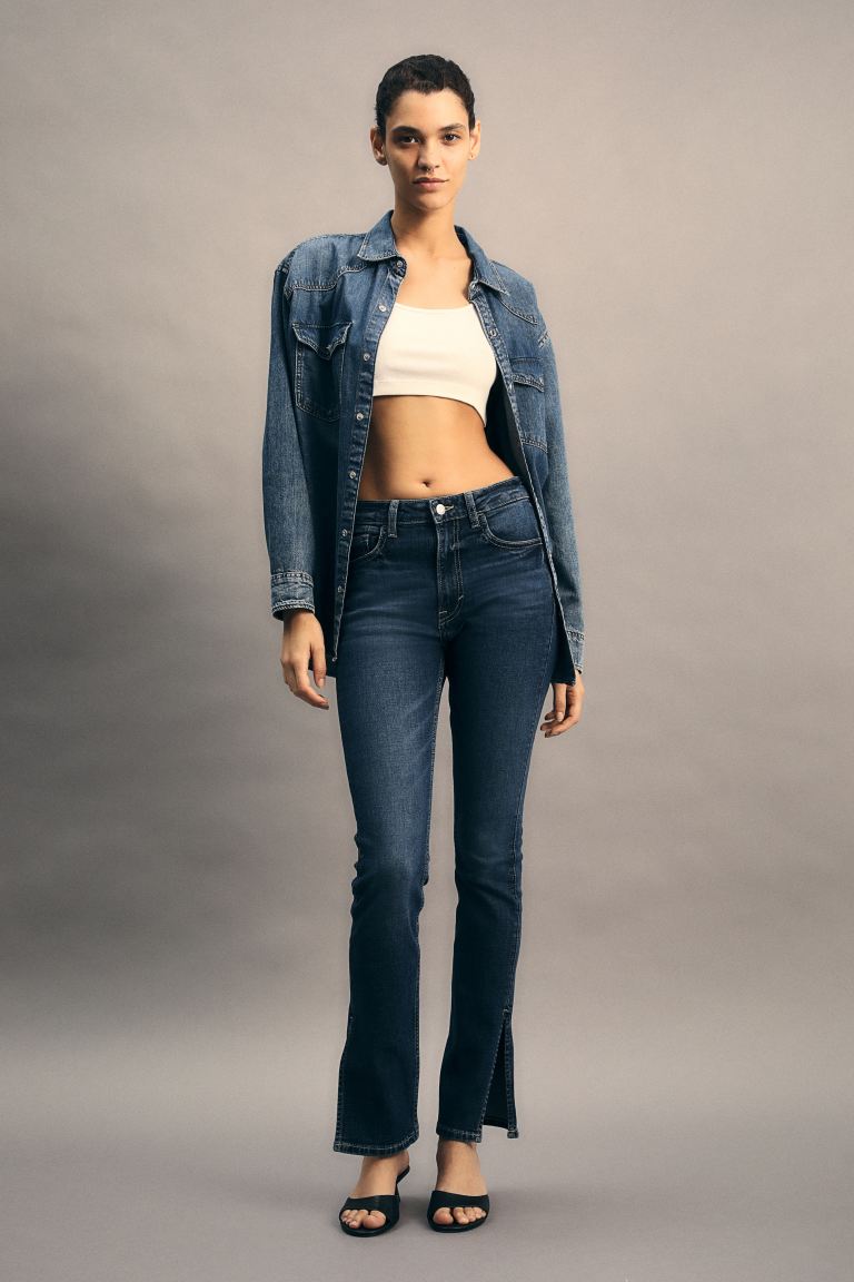 Джинсы женские H&M 1082961002 синие 44 EU (доставка из-за рубежа), Синий, 1082961002
Джинсы женские H&M 1082961002 синие 44 EU (доставка из-за рубежа), Синий, 1082961002
