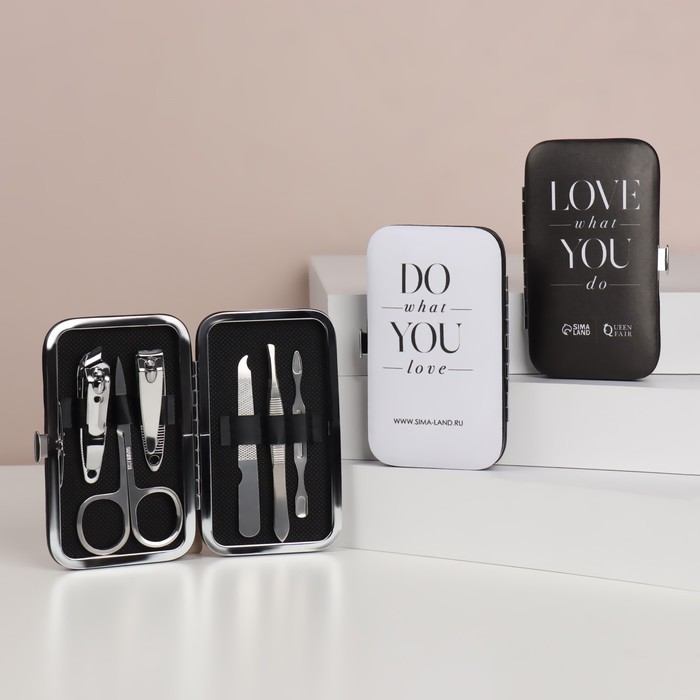 Набор маникюрный «DO WHAT YOU LOVE», 6 предметов, в футляре, PVC-коробка, цвет чёрный/белы
Набор маникюрный «DO WHAT YOU LOVE», 6 предметов, в футляре, PVC-коробка, цвет чёрный/белы