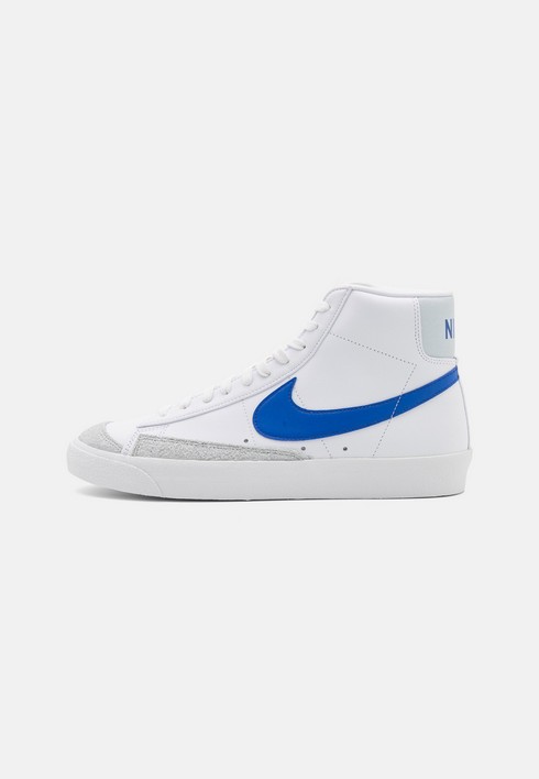 Кеды мужские Nike Blazer Mid '77 Vntg белые 45 EU (доставка из-за рубежа), Белый, Blazer Mid '77 Vntg
Кеды мужские Nike Blazer Mid '77 Vntg белые 45 EU (доставка из-за рубежа), Белый, Blazer Mid '77 Vntg