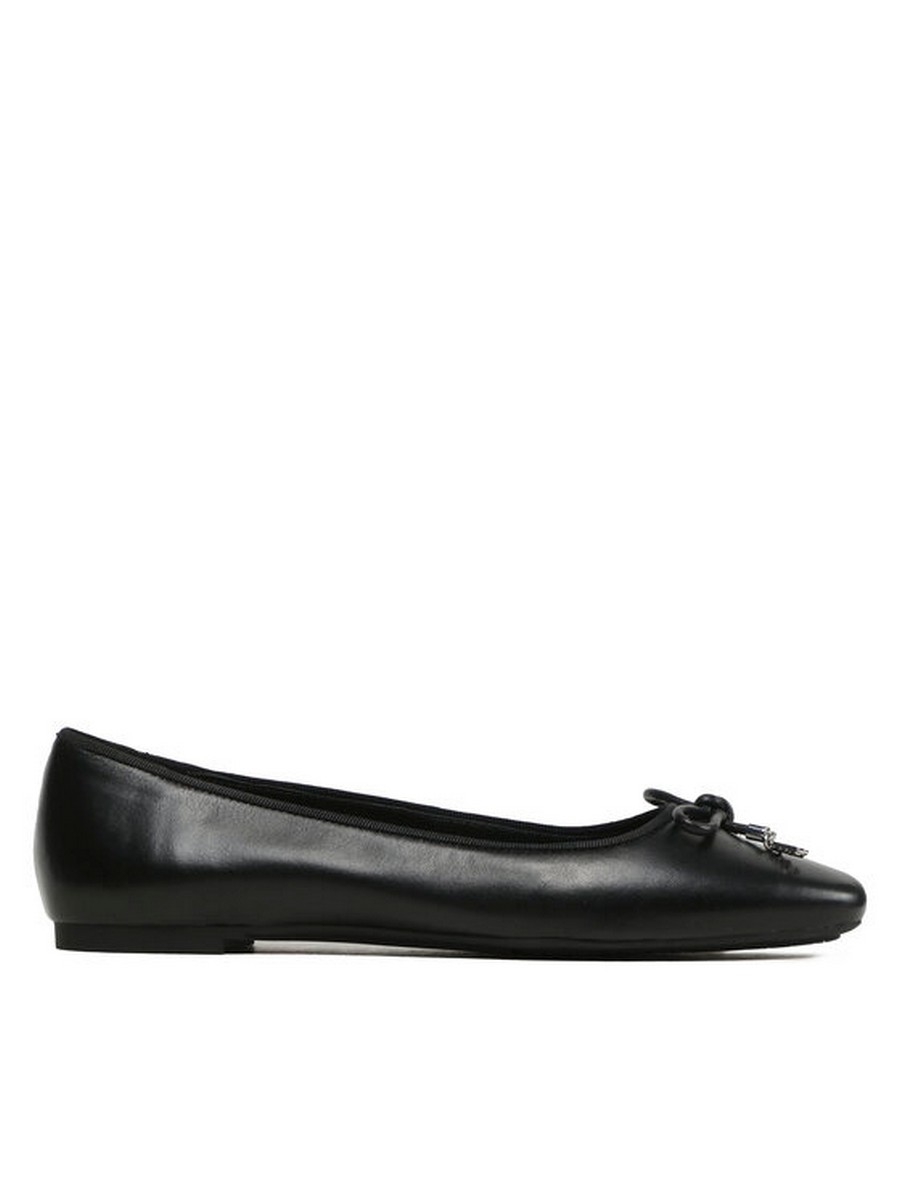 Балетки женские Michael Kors Nori Flat 40F3NRFP1L черные 40 EU, Черный, Nori Flat 40F3NRFP1L
Балетки женские Michael Kors Nori Flat 40F3NRFP1L черные 40 EU, Черный, Nori Flat 40F3NRFP1L