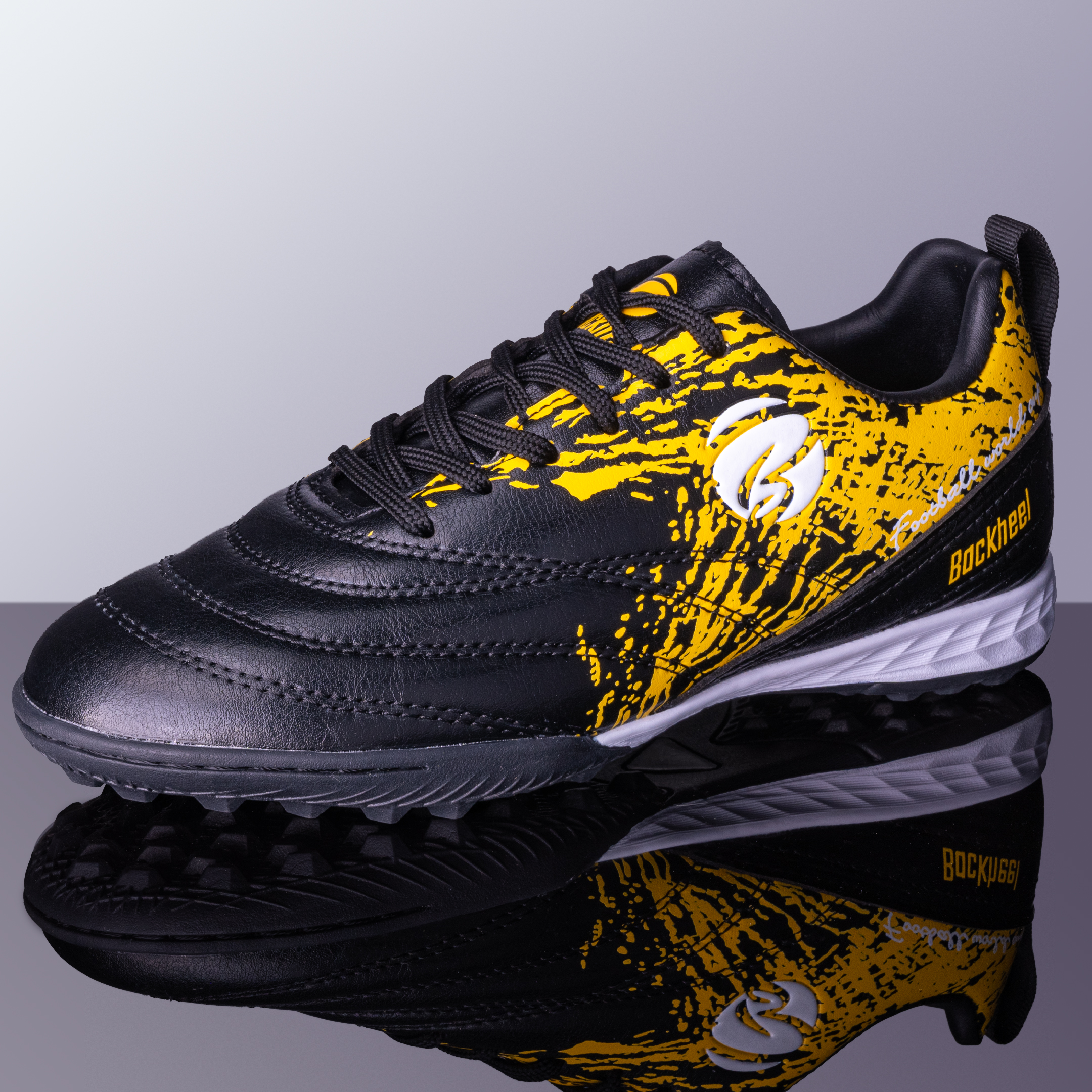 Спортивные футбольные бутсы Backheel BLACK 210670 многошиповые мужские размер 44, Черный;желтый, 210670
Спортивные футбольные бутсы Backheel BLACK 210670 многошиповые мужские размер 44, Черный;желтый, 210670