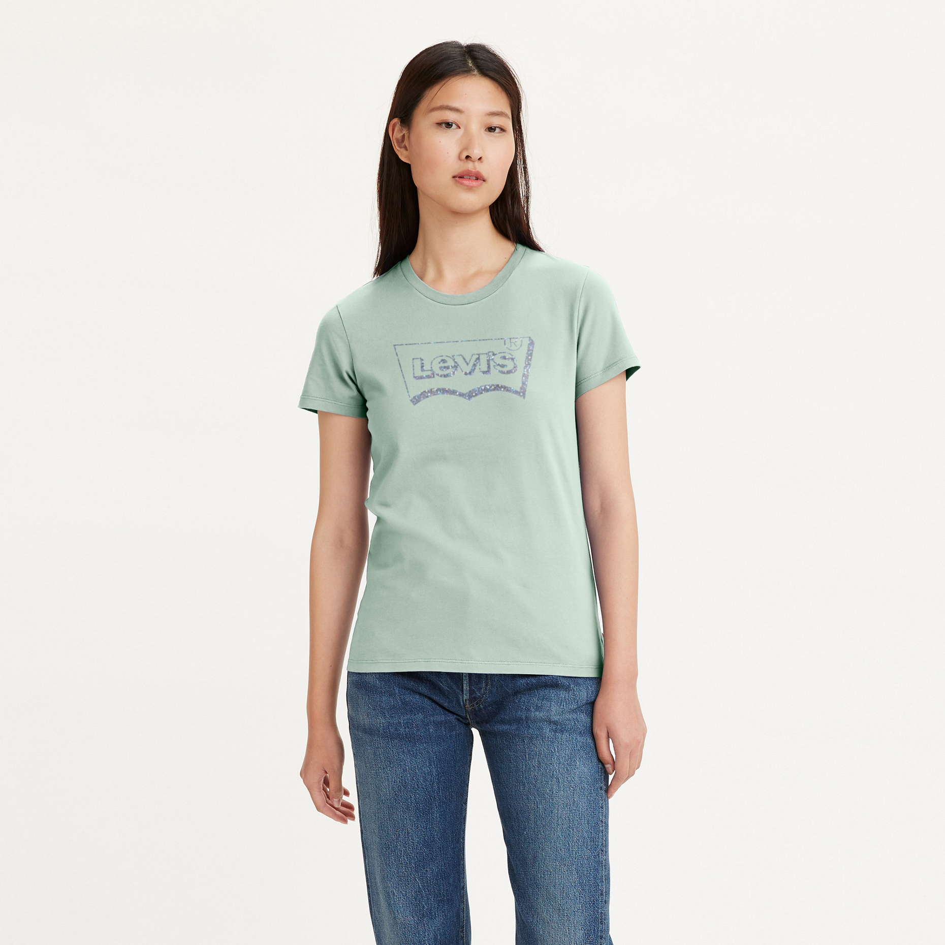 Футболка женская Levi's Women The Perfect Tee зеленая L, Зеленый, Women The Perfect Tee
Футболка женская Levi's Women The Perfect Tee зеленая L, Зеленый, Women The Perfect Tee