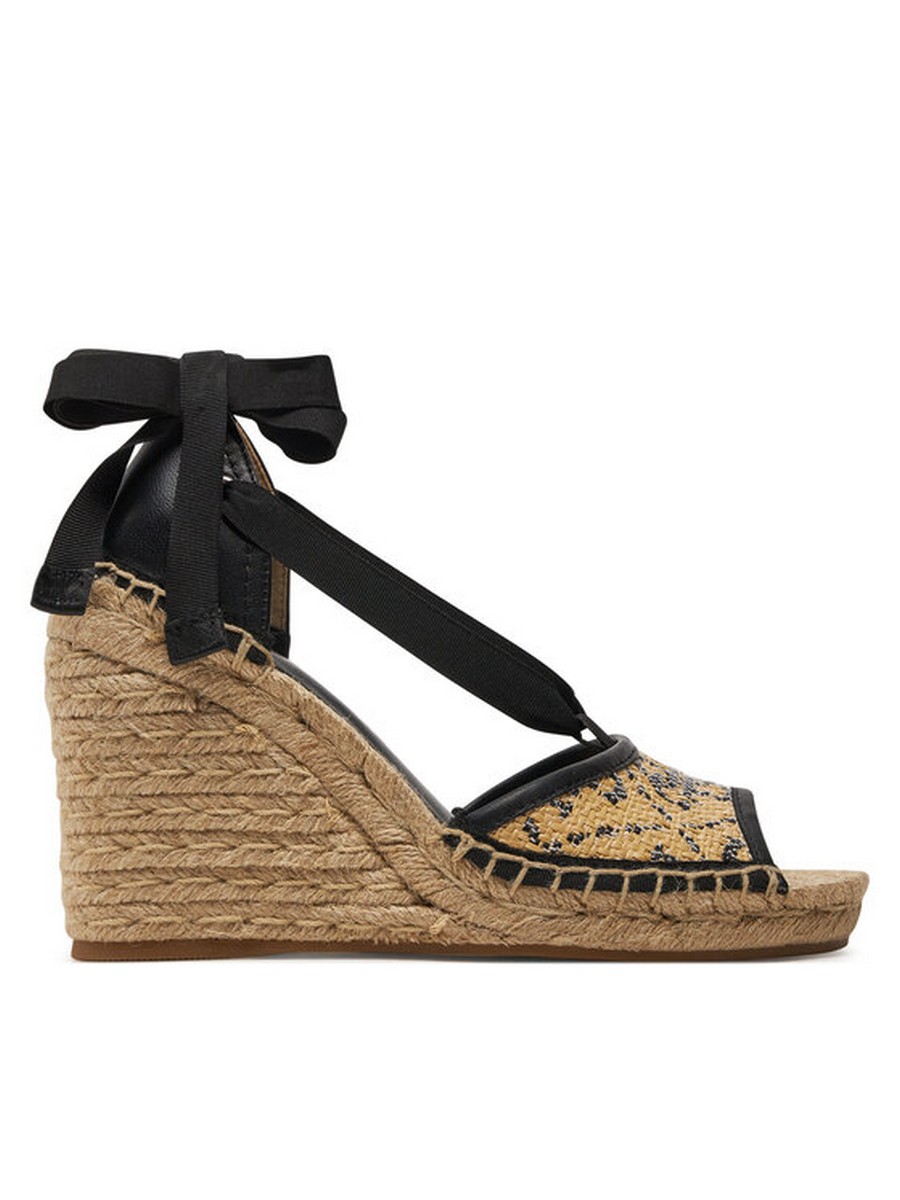 Босоножки женские Guess Diandra FLGDIR ELE04 черные 40 EU, Черный, Diandra FLGDIR ELE04
Босоножки женские Guess Diandra FLGDIR ELE04 черные 40 EU, Черный, Diandra FLGDIR ELE04