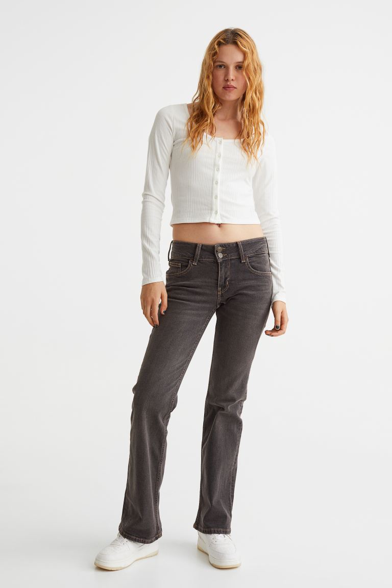 Джинсы женские H&M 1095905003 серые 42 EU (доставка из-за рубежа), Серый, 1095905003
Джинсы женские H&M 1095905003 серые 42 EU (доставка из-за рубежа), Серый, 1095905003
