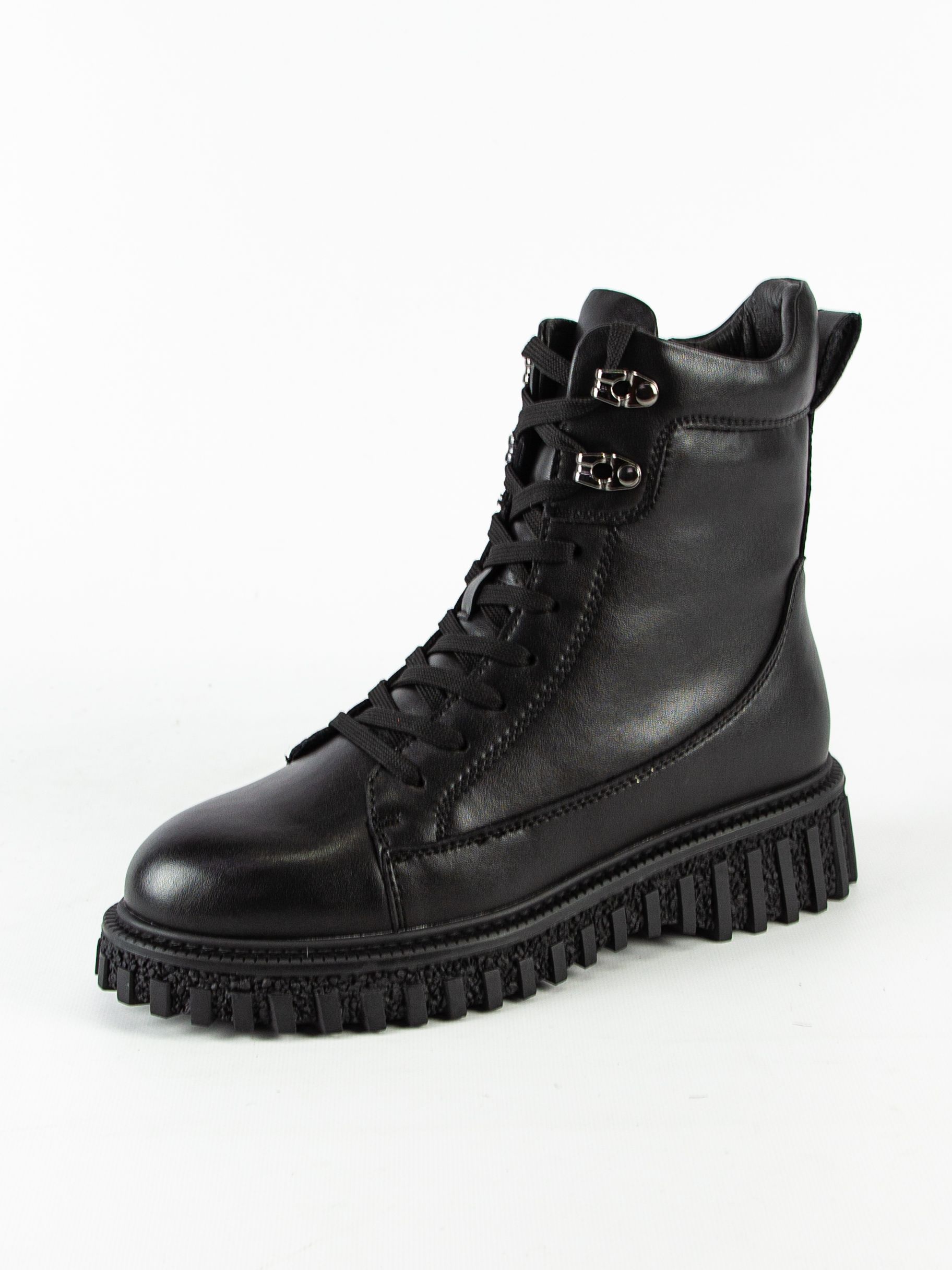 Ботинки женские MADELLA GBF-W23D34-0201-SW черные 39 RU, Черный, GBF-W23D34-0201-SW
Ботинки женские MADELLA GBF-W23D34-0201-SW черные 39 RU, Черный, GBF-W23D34-0201-SW