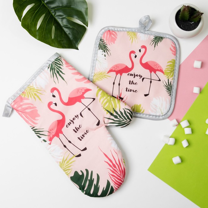 Кухонный набор Доляна Enjoy, прихватка 16*16 см, рукавица 26*17 см,100% п/э, Розовый
Кухонный набор Доляна Enjoy, прихватка 16*16 см, рукавица 26*17 см,100% п/э, Розовый