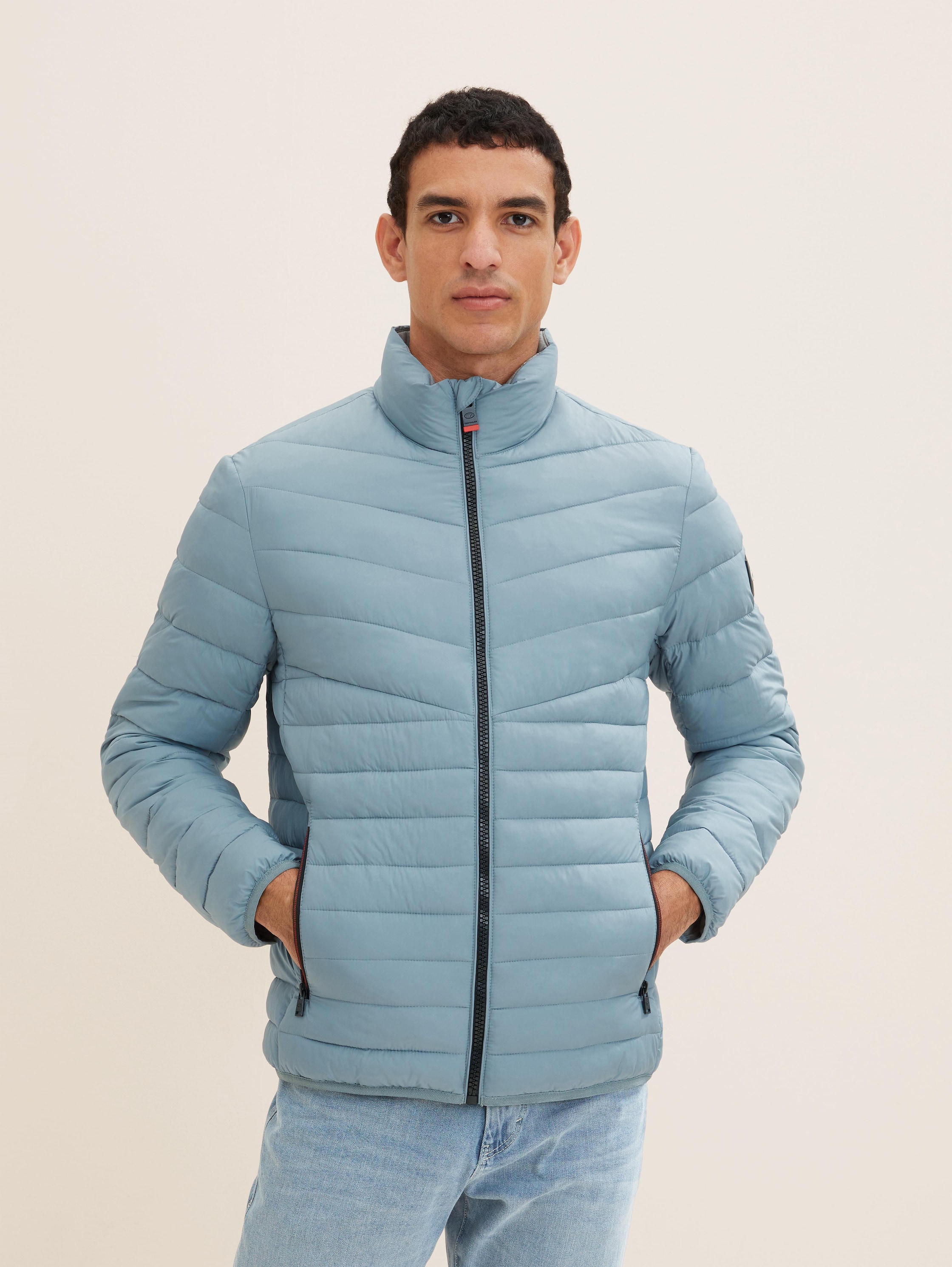 Куртка мужская TOM TAILOR 1034033 зеленая L, 1034033 
Куртка мужская TOM TAILOR 1034033 зеленая L, 1034033