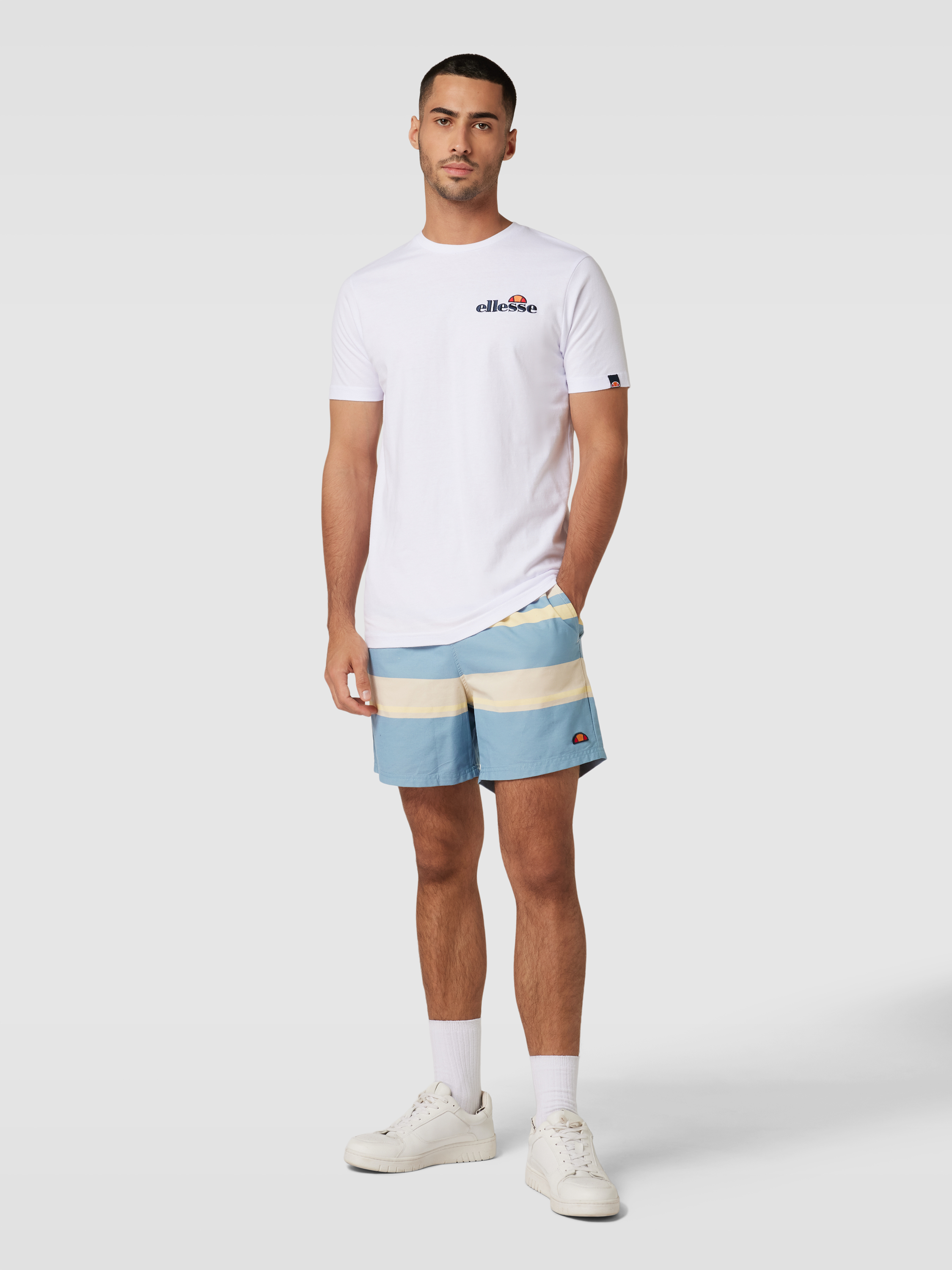 Спортивные шорты мужские Ellesse 1811881 бежевые XL доставка из-за рубежа, Разноцветный, 1811881
Спортивные шорты мужские Ellesse 1811881 бежевые XL доставка из-за рубежа, Разноцветный, 1811881