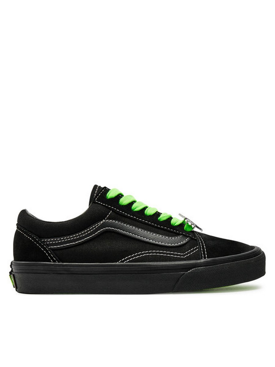 Кеды женские Vans Old Skool VN000CR5BLK1 черные 43 EU, Черный, Old Skool VN000CR5BLK1
Кеды женские Vans Old Skool VN000CR5BLK1 черные 43 EU, Черный, Old Skool VN000CR5BLK1