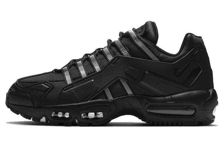 Кроссовки унисекс Nike Air Max 95 NDSTRKT Black черные 39 EU, Черный, Air Max 95 NDSTRKT Black
Кроссовки унисекс Nike Air Max 95 NDSTRKT Black черные 39 EU, Черный, Air Max 95 NDSTRKT Black