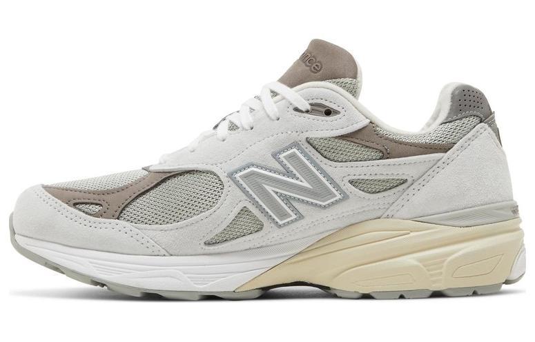 Кроссовки унисекс New Balance YCMC 990 v3 серые 40 EU, Серый, YCMC x New Balance 990 v3
Кроссовки унисекс New Balance YCMC 990 v3 серые 40 EU, Серый, YCMC x New Balance 990 v3