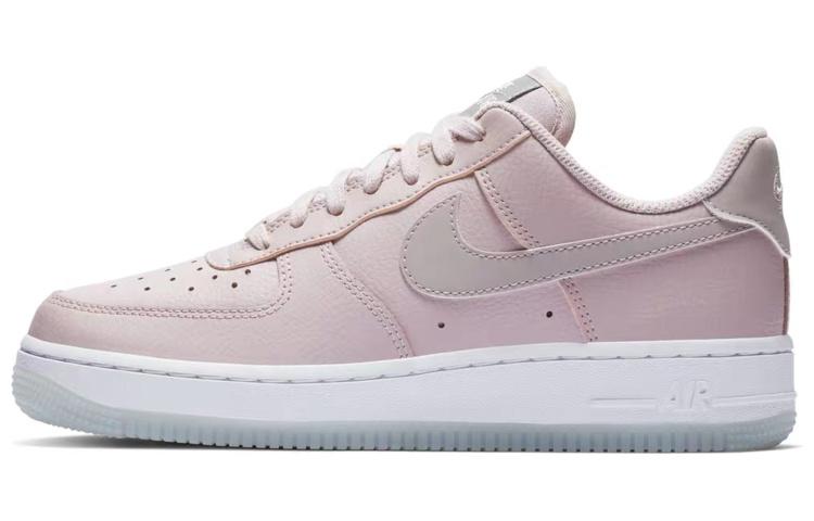 Кеды унисекс Nike Air Force 1 07 ESS розовые 40 EU, Розовый, Air Force 1 07 ESS 
Кеды унисекс Nike Air Force 1 07 ESS розовые 40 EU, Розовый, Air Force 1 07 ESS