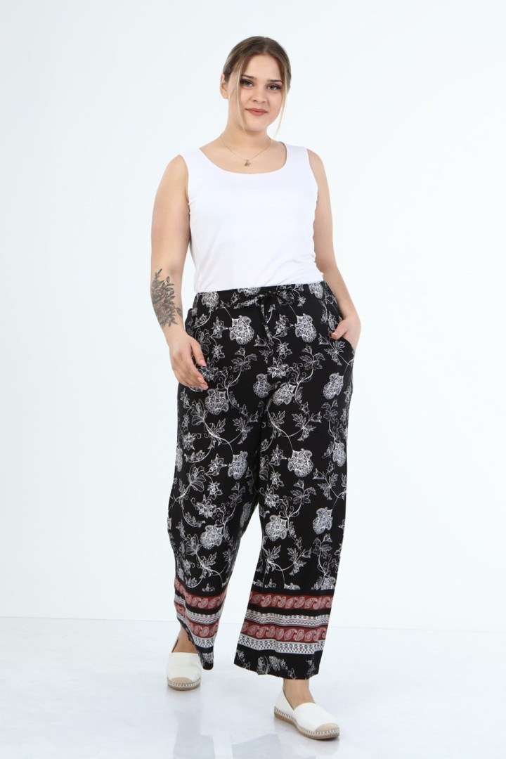 Брюки женские My Line Moda 884 черные 50 RU (товары доставляются из-за рубежа), 884
Брюки женские My Line Moda 884 черные 50 RU (товары доставляются из-за рубежа), 884