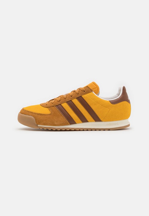 Кроссовки мужские Adidas Originals Allteam Unisex оранжевые 46 EU (доставка из-за рубежа), Оранжевый, Allteam Unisex
Кроссовки мужские Adidas Originals Allteam Unisex оранжевые 46 EU (доставка из-за рубежа), Оранжевый, Allteam Unisex