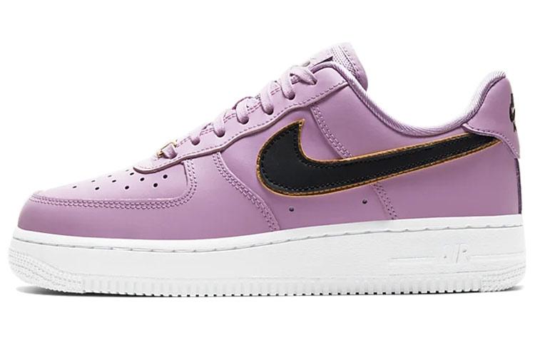 Кеды унисекс Nike Air Force 1 Low 07 ESS фиолетовые 37.5 EU, Фиолетовый, Air Force 1 Low 07 ESS
Кеды унисекс Nike Air Force 1 Low 07 ESS фиолетовые 37.5 EU, Фиолетовый, Air Force 1 Low 07 ESS