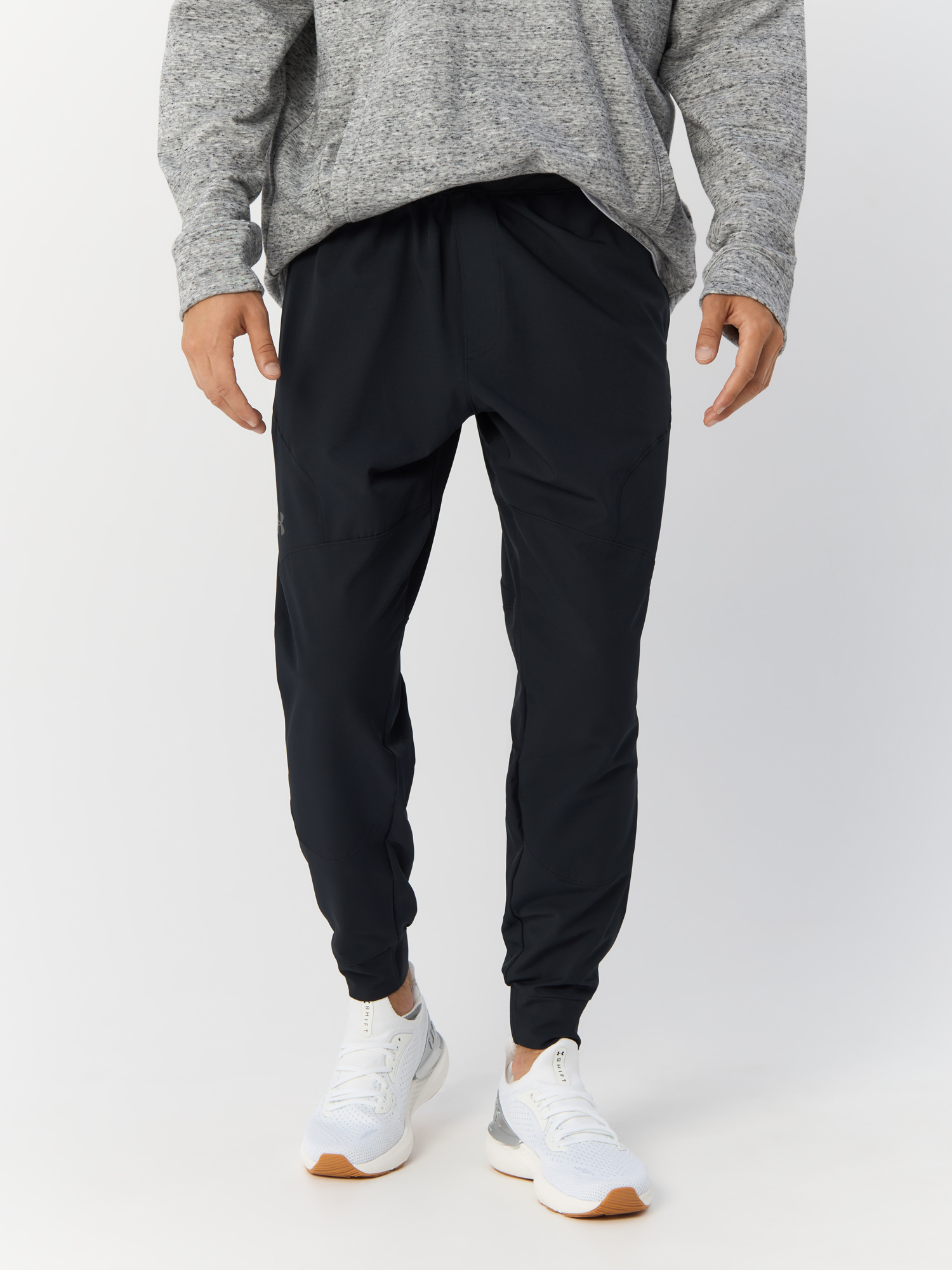 Спортивные брюки мужские Under Armour UA Unstoppable Jogger 1352027 черные L, Черный, UA Unstoppable Jogger
Спортивные брюки мужские Under Armour UA Unstoppable Jogger 1352027 черные L, Черный, UA Unstoppable Jogger