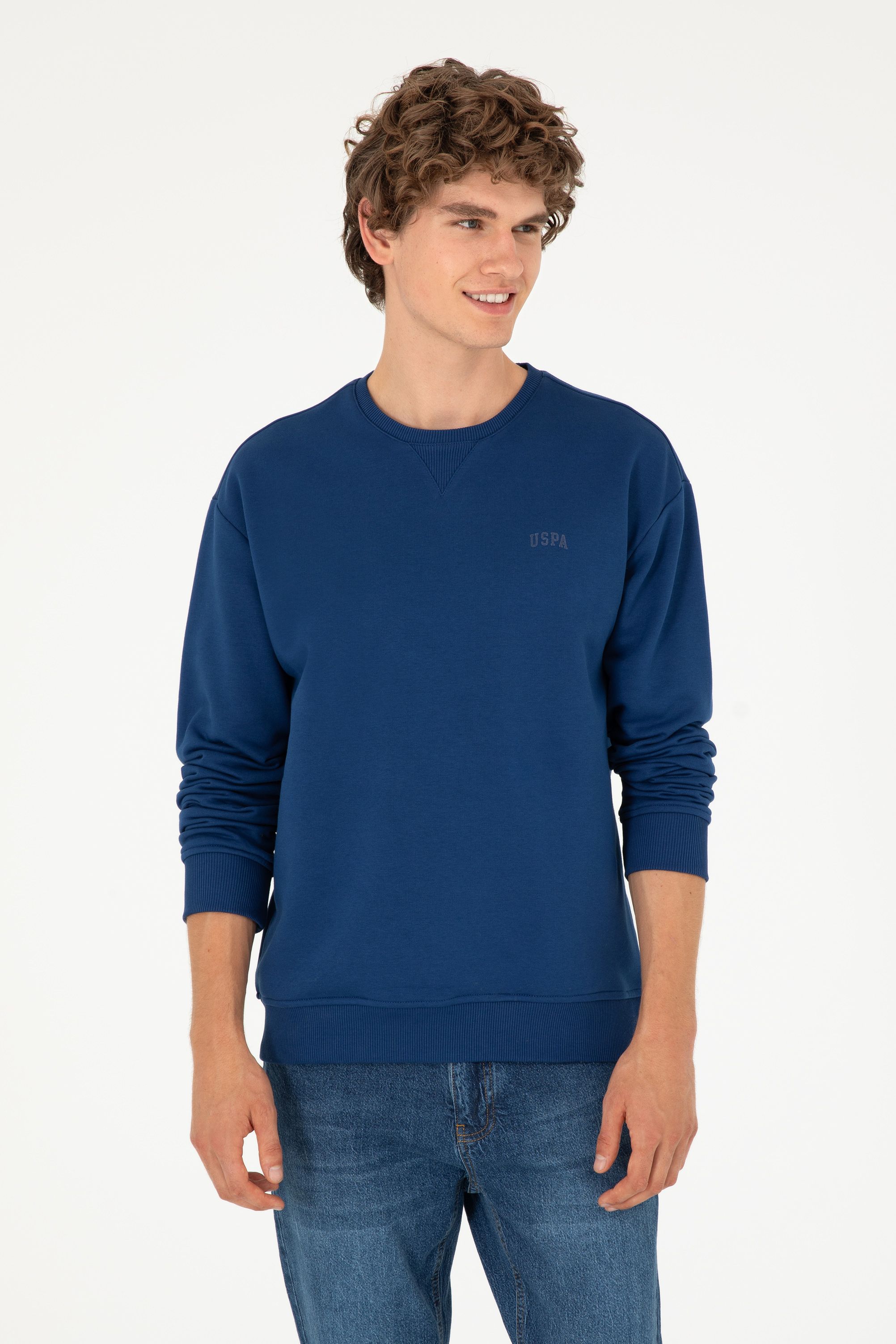 Свитшот мужской U.S. POLO Assn. G081SZ0820NAOMIBISSK024 синий XL, G081SZ0820NAOMIBISSK024
Свитшот мужской U.S. POLO Assn. G081SZ0820NAOMIBISSK024 синий XL, G081SZ0820NAOMIBISSK024
