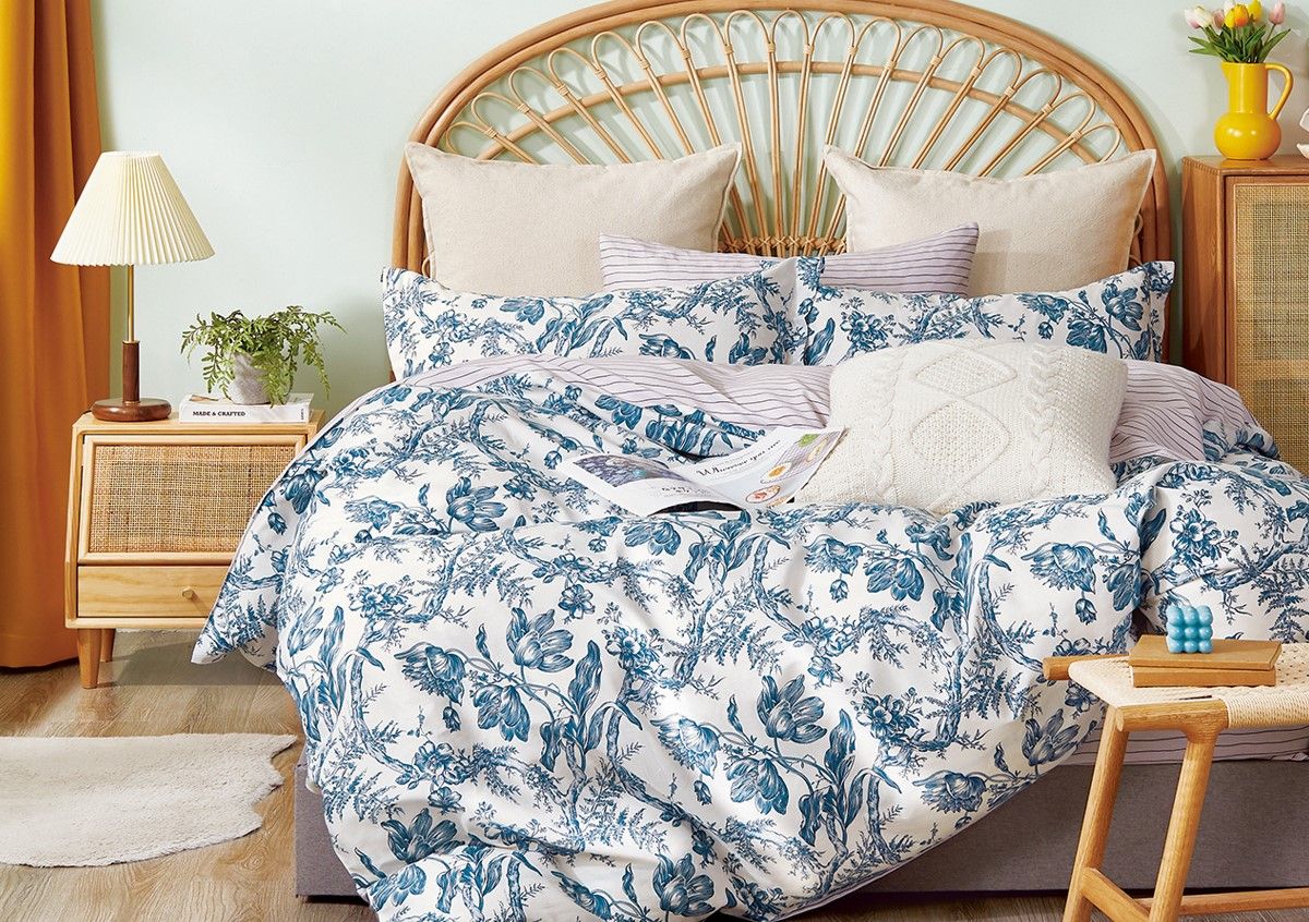 Постельное бельё "Cleo" премиум сатин "арт: SK-0017"; 2.0 (размер)
Постельное бельё "Cleo" премиум сатин "арт: SK-0017"; 2.0 (размер)