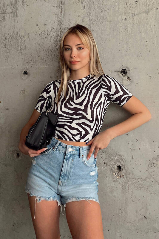 Блуза женская Zechka zck0461-zebra разноцветная S (доставка из-за рубежа), zck0461-zebra 
Блуза женская Zechka zck0461-zebra разноцветная S (доставка из-за рубежа), zck0461-zebra