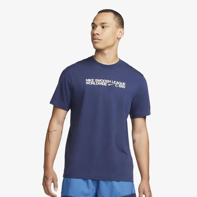 Футболка мужская Nike Essentials Core Tee DM6409-410 синяя M, Синий, Essentials Core Tee
Футболка мужская Nike Essentials Core Tee DM6409-410 синяя M, Синий, Essentials Core Tee